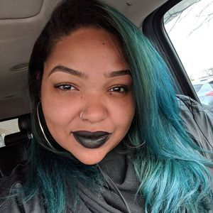 Meet your Posher, Brittany